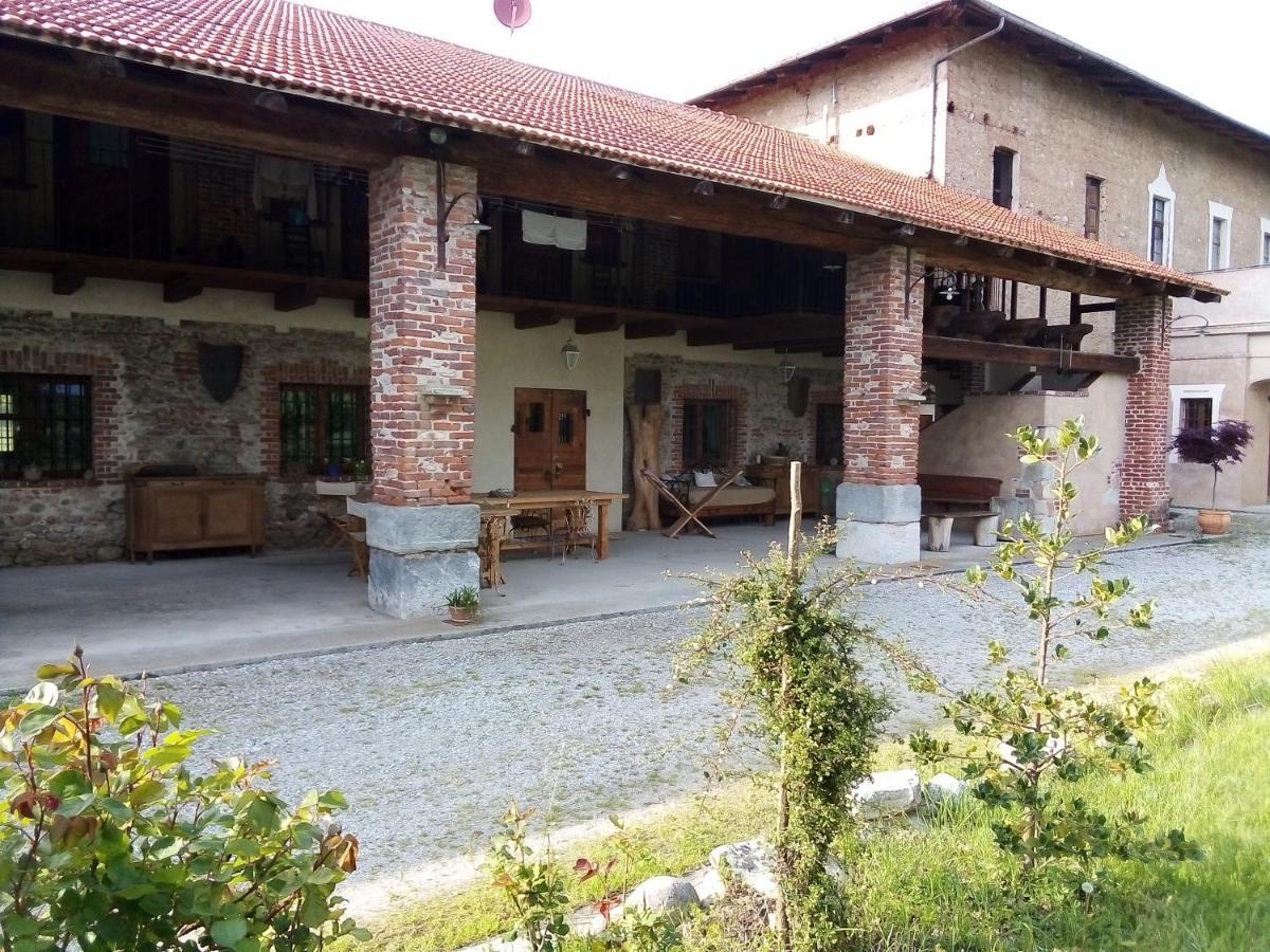 B&B Cascina Dell'Eco Busca Exterior foto
